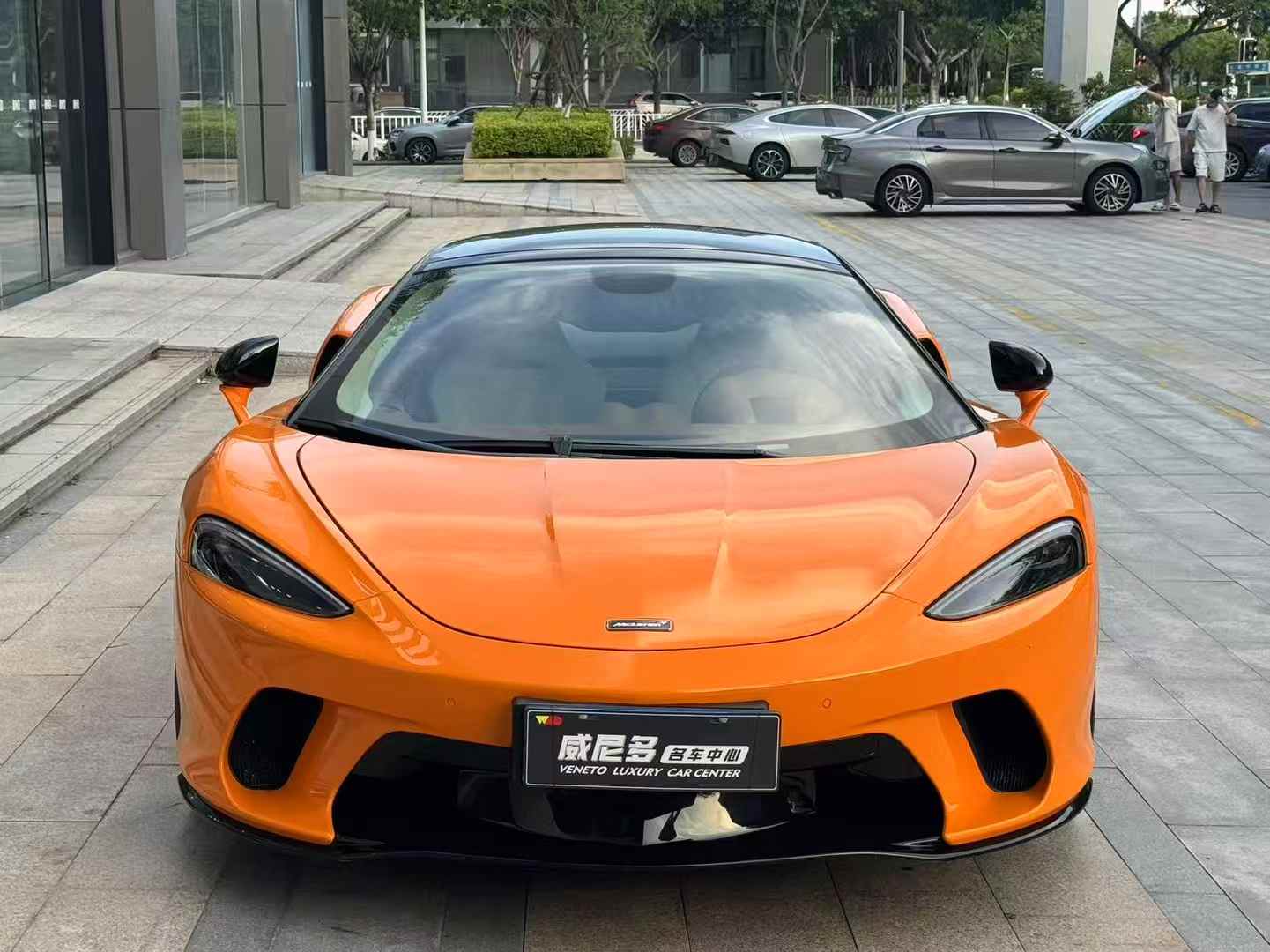 PET McLaren orange